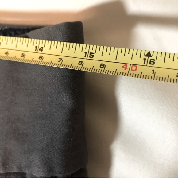 Old Navy Stretch gray straight leg pants. Size 6. - Picture 6 of 10